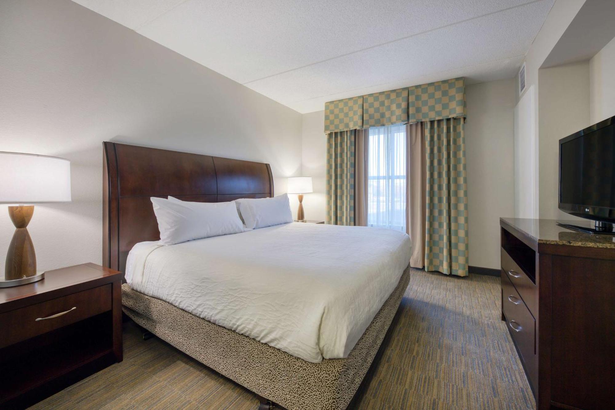 Hilton Garden Inn Durham Southpoint Exterior photo
