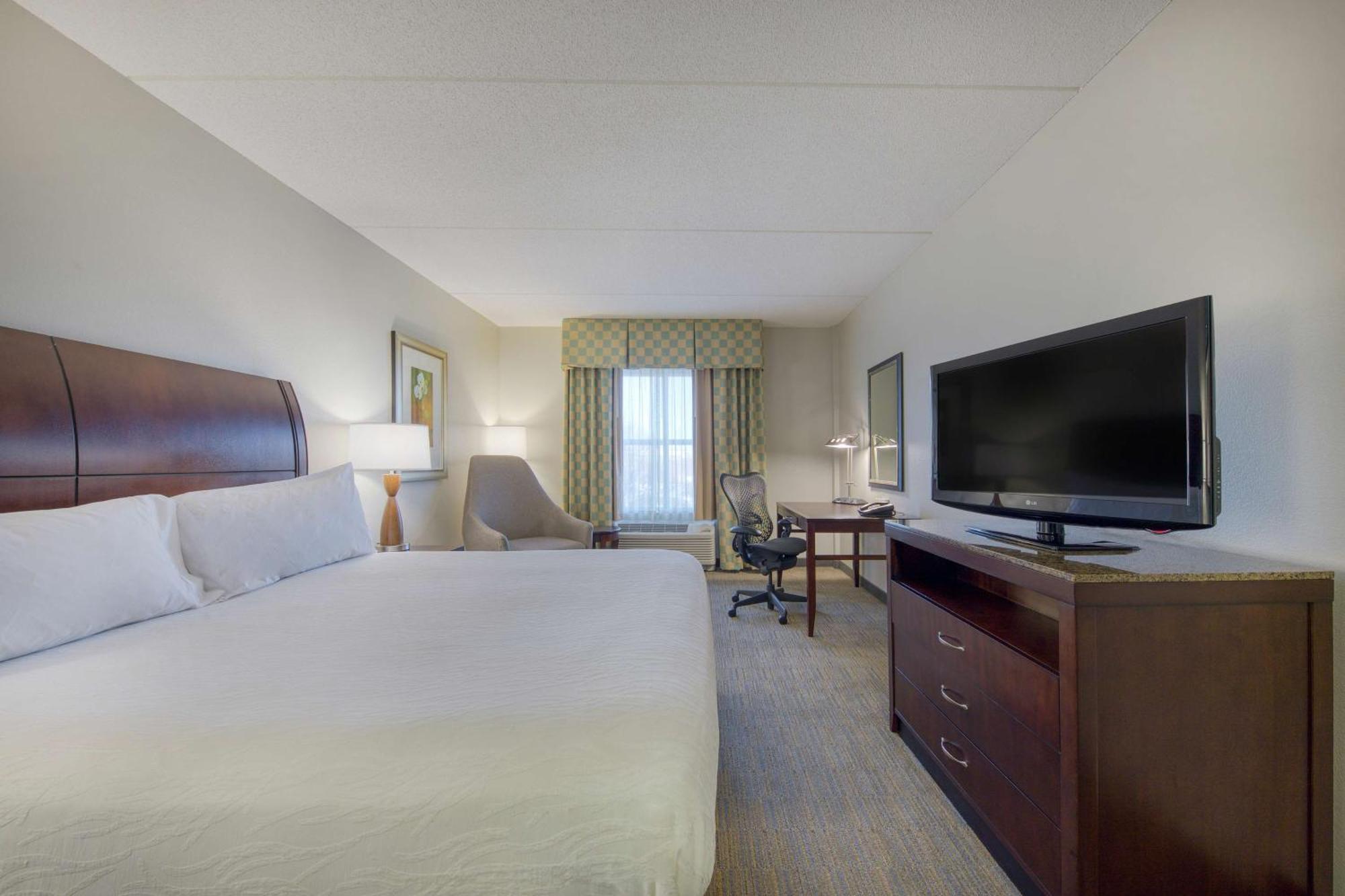 Hilton Garden Inn Durham Southpoint Exterior photo