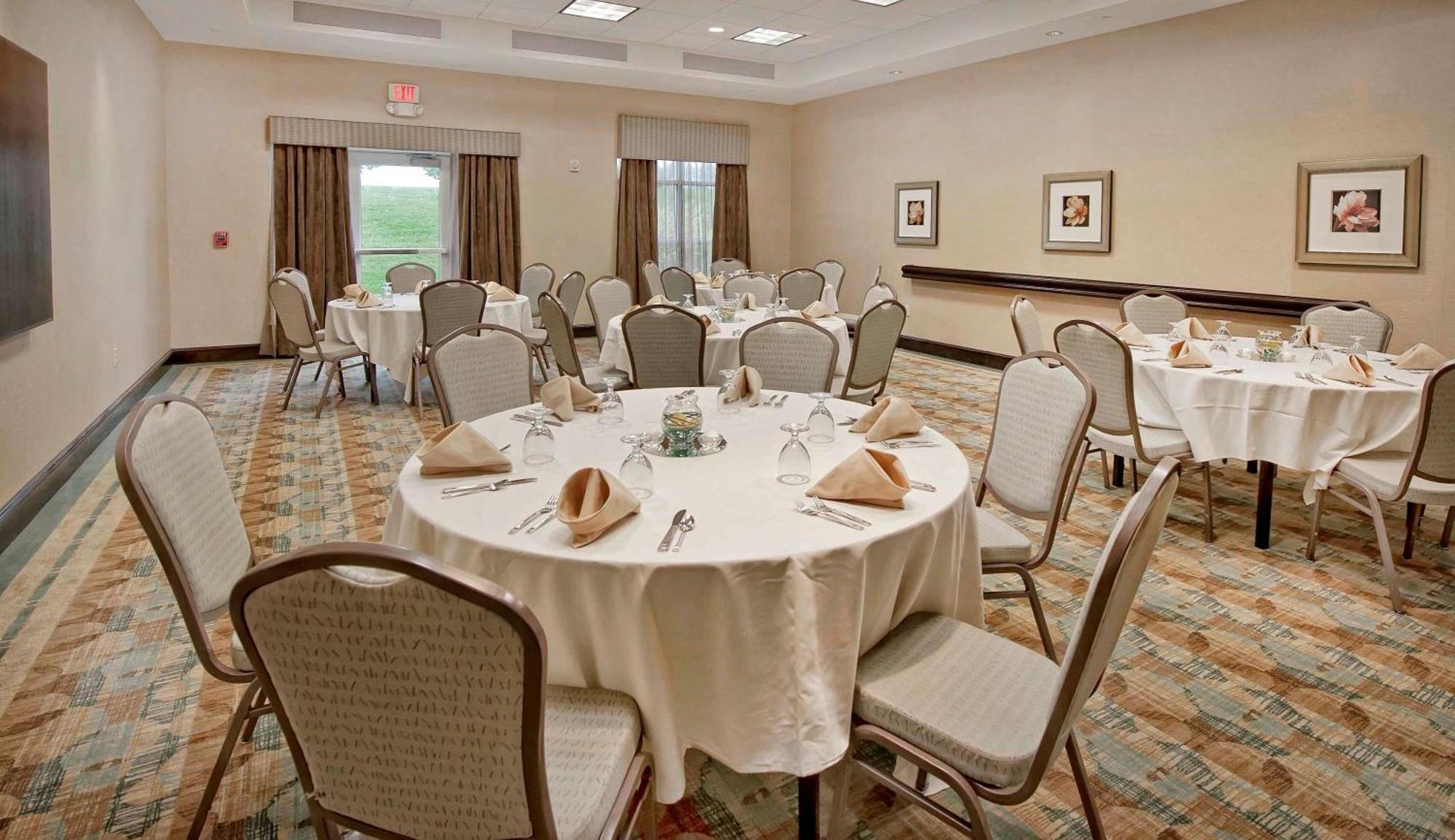 Hilton Garden Inn Durham Southpoint Exterior photo
