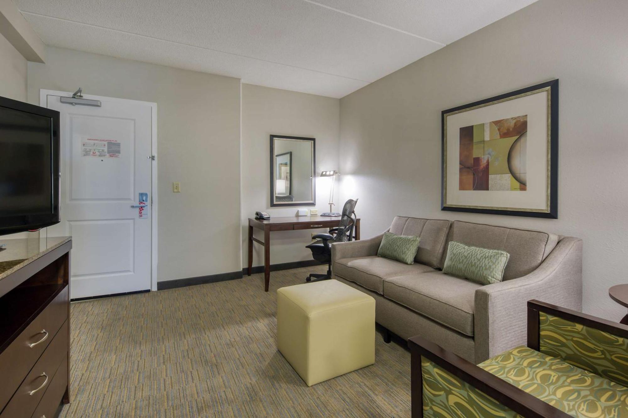 Hilton Garden Inn Durham Southpoint Exterior photo