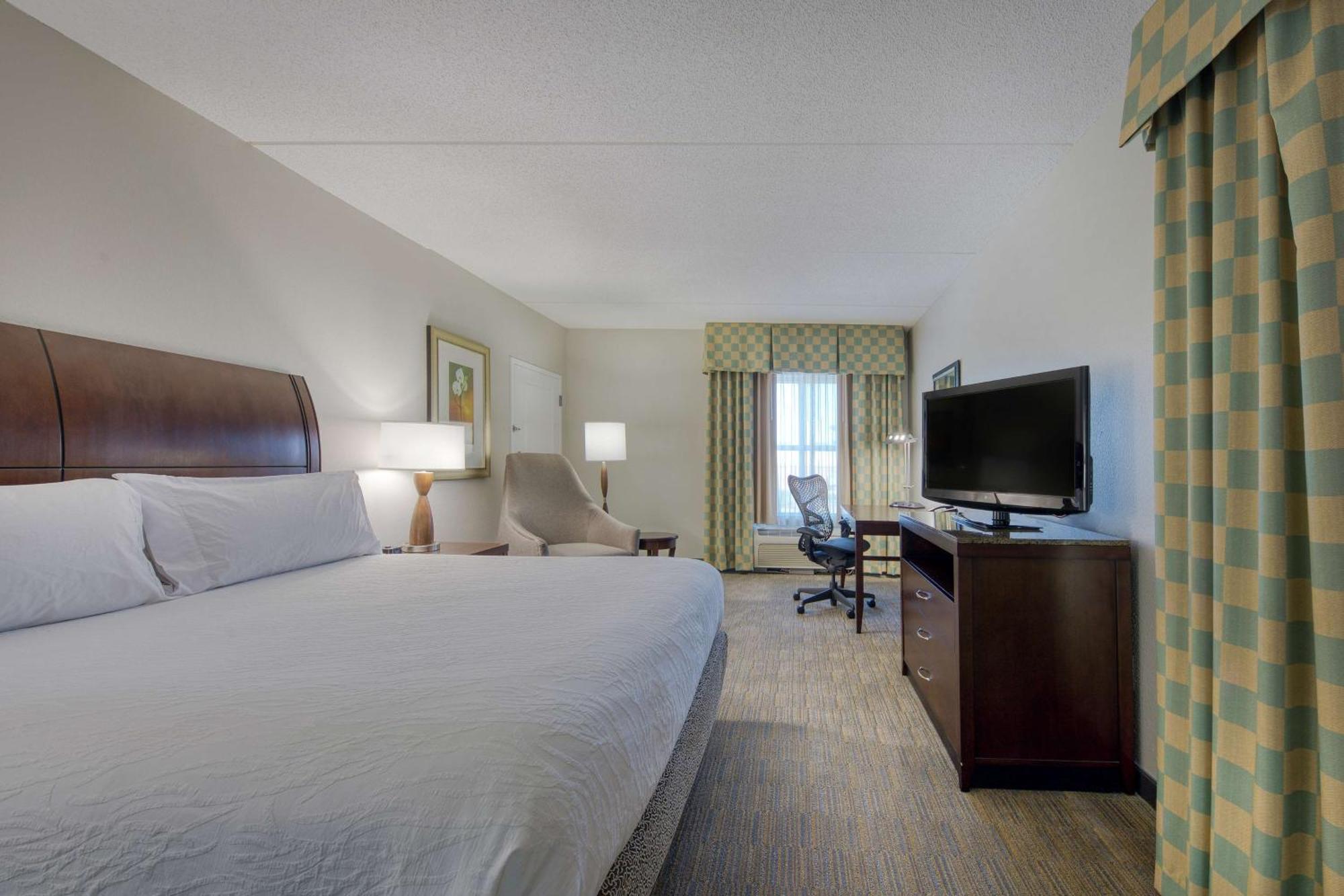 Hilton Garden Inn Durham Southpoint Exterior photo
