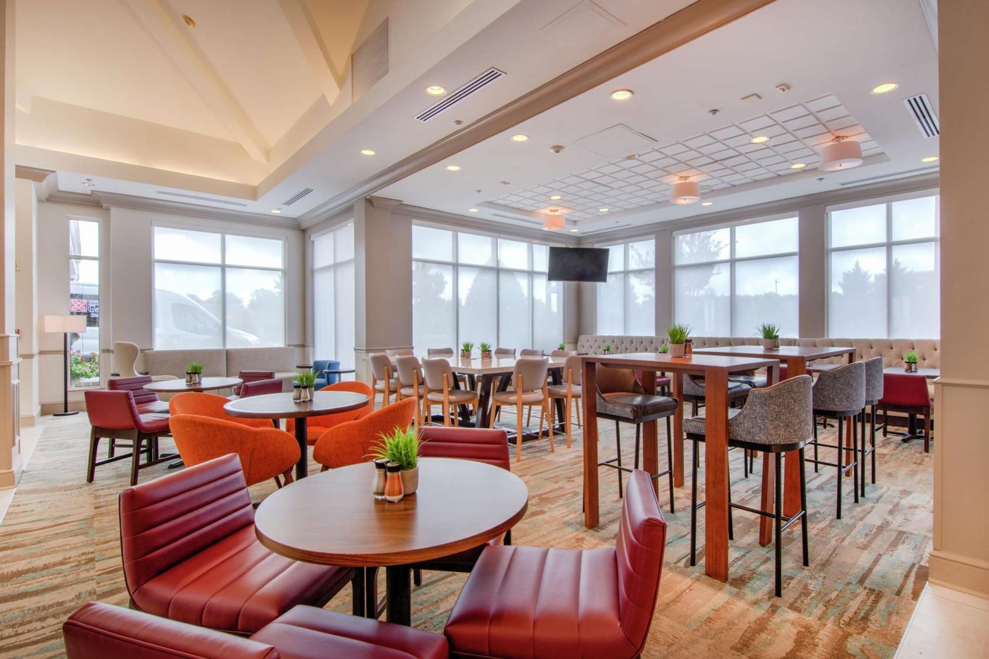Hilton Garden Inn Durham Southpoint Exterior photo