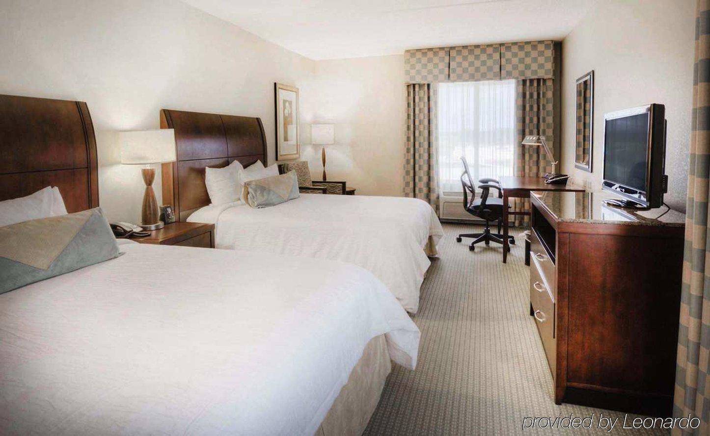 Hilton Garden Inn Durham Southpoint Exterior photo